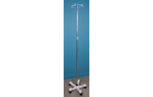 SUPORTE DE SORO INOX C/RODAS R.823133